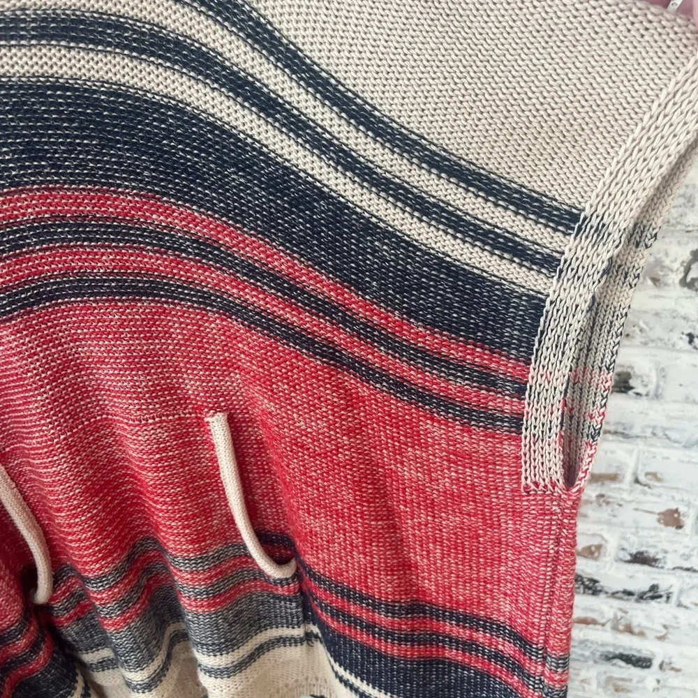 Paper Crane Sweater Poncho Hoodie. Striped Women’s Sz-M Preppy Travel